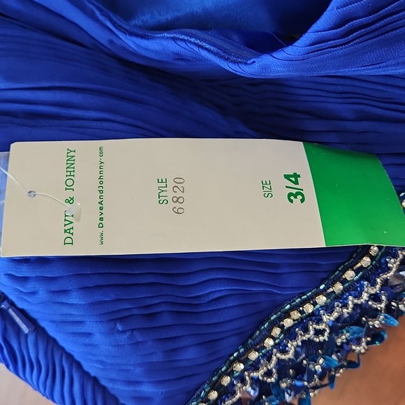 Size 3/4 royal blue feather one shoulder dress by Dave & Johnny short dress - Picture 9 of 9